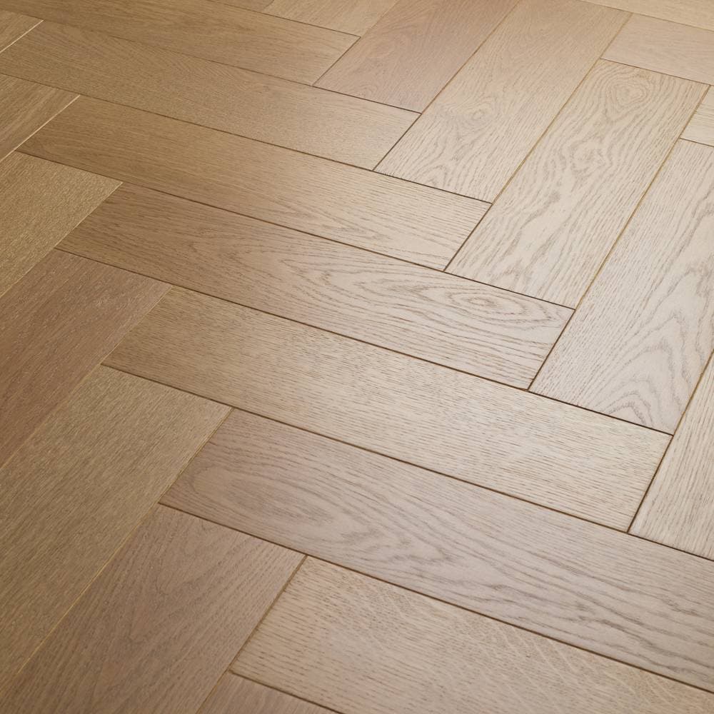 Паркет Елка Английская Royal Parket 490х110х13мм Дуб Натур Фаро лак