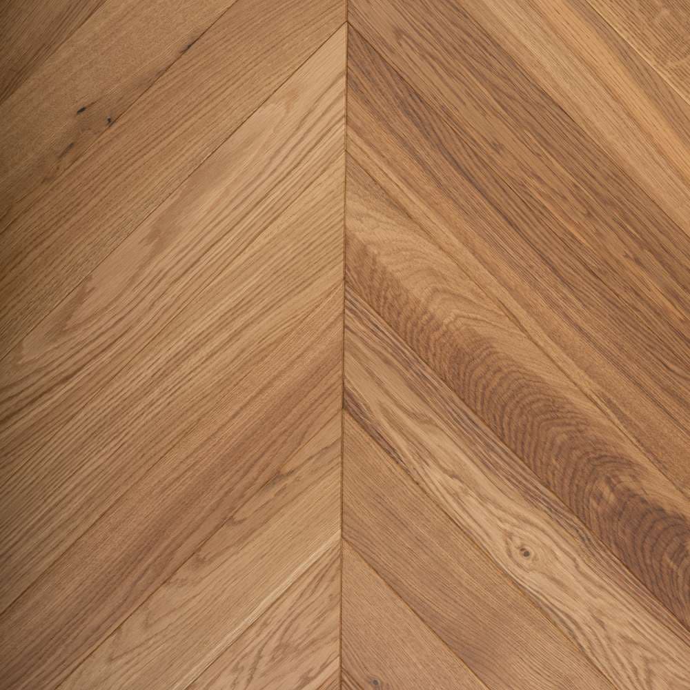 Паркет Елка Французская Lab Arte Chevron Дуб Селект 1015 лак 600/490х110х14/3/45°